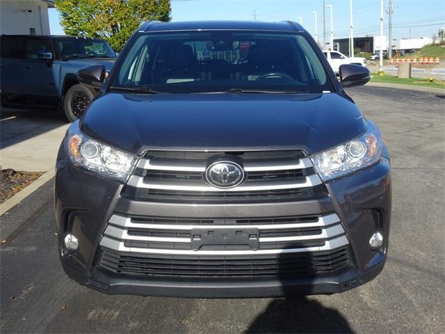 used 2019 Toyota Highlander car, priced at $21,599