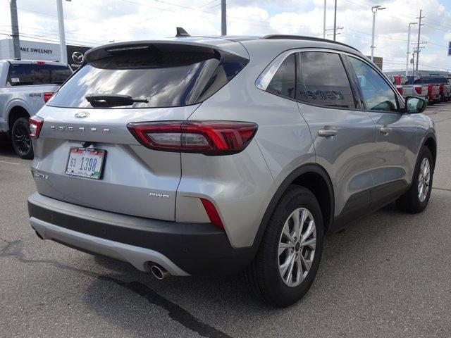 new 2024 Ford Escape car, priced at $29,999
