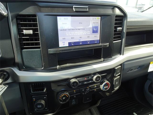 new 2025 Ford F-250 car, priced at $50,627