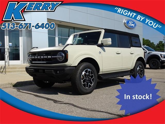 new 2025 Ford Bronco car, priced at $52,052