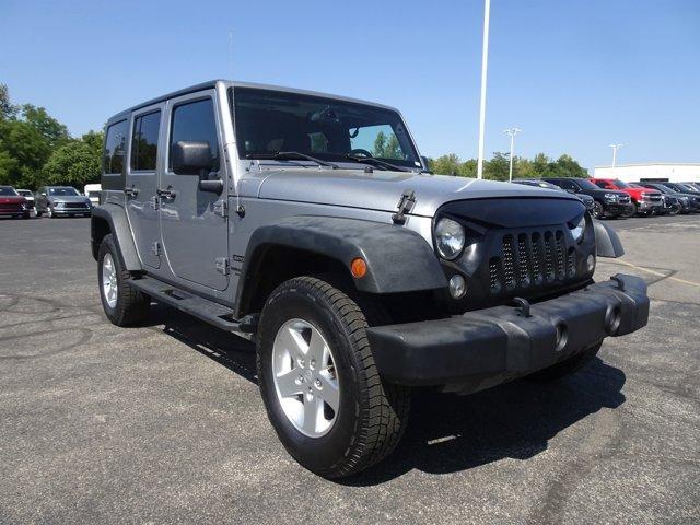 used 2014 Jeep Wrangler Unlimited car, priced at $18,592