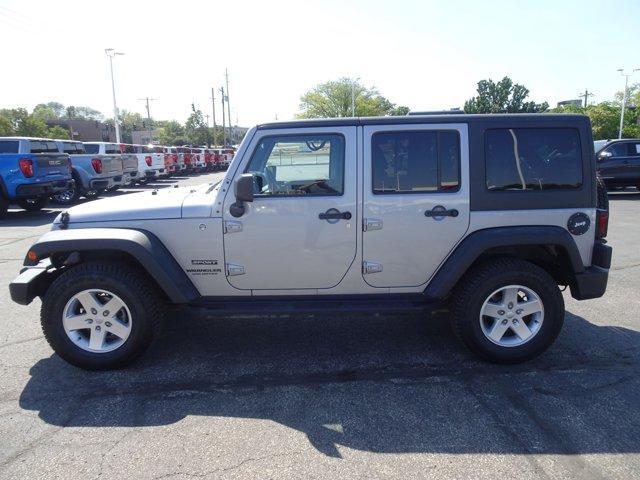 used 2014 Jeep Wrangler Unlimited car, priced at $18,592