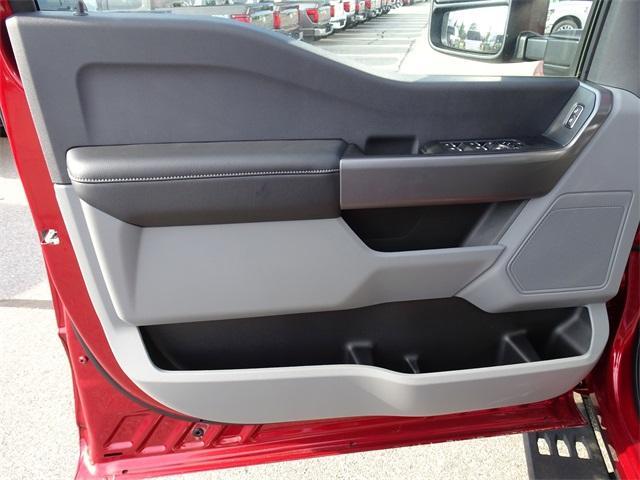 new 2025 Ford F-250 car, priced at $72,641