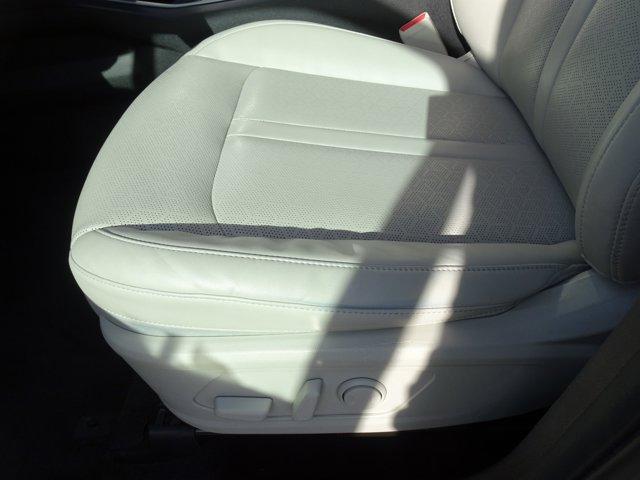 used 2022 Kia Sorento car, priced at $21,540