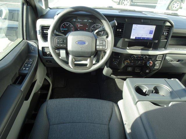 new 2025 Ford F-250 car, priced at $58,045