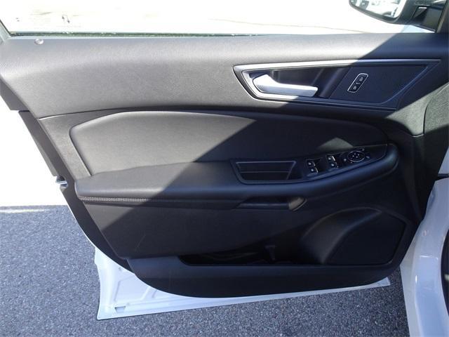 new 2024 Ford Edge car, priced at $33,897