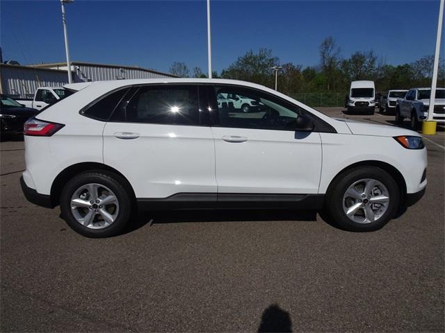 new 2024 Ford Edge car, priced at $33,897
