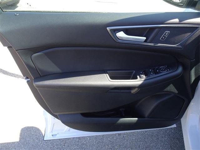 new 2024 Ford Edge car, priced at $33,703