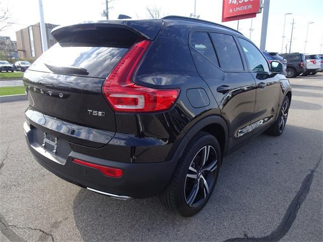 used 2020 Volvo XC40 car, priced at $24,238
