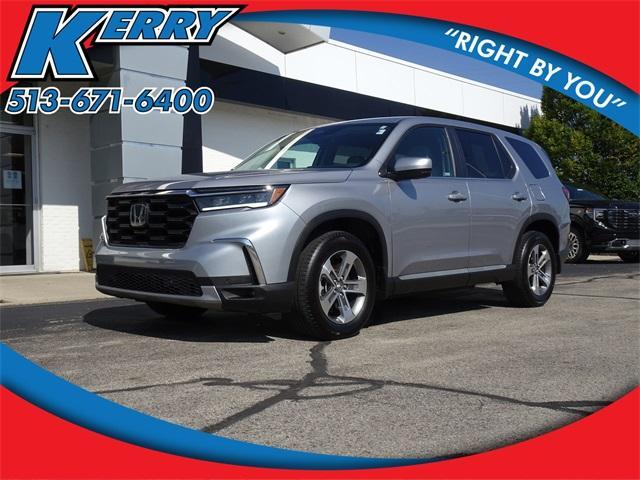 used 2025 Honda Pilot car, priced at $39,549