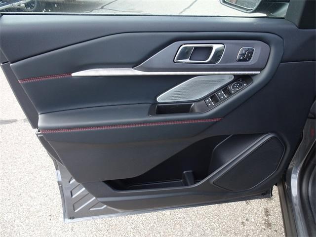 new 2025 Ford Explorer car