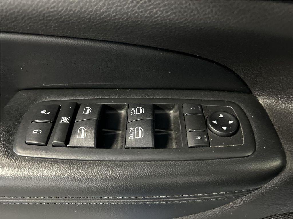 used 2020 Jeep Grand Cherokee car, priced at $21,899