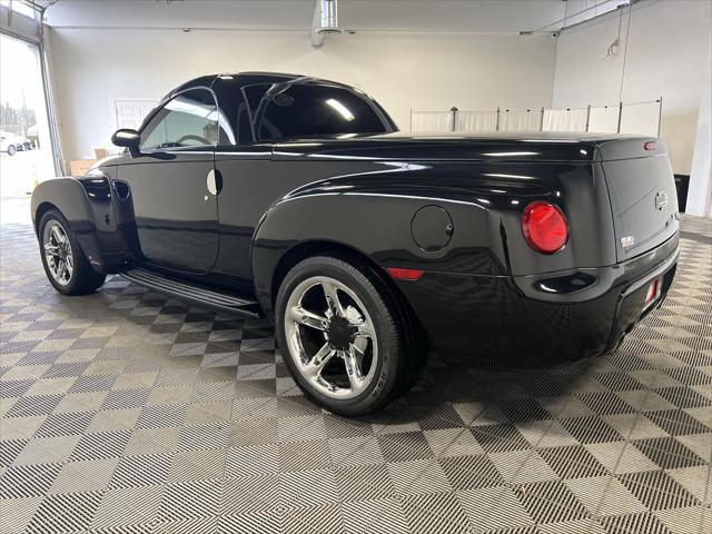 used 2006 Chevrolet SSR car, priced at $25,700