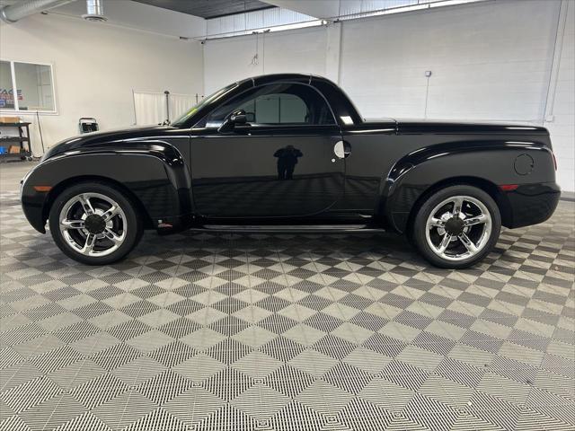 used 2006 Chevrolet SSR car, priced at $25,700