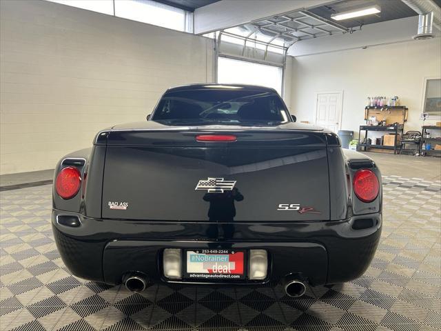 used 2006 Chevrolet SSR car, priced at $25,700