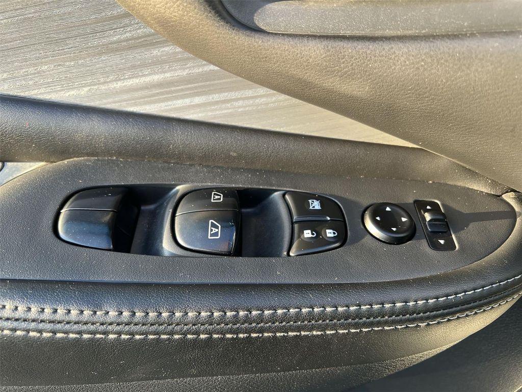 used 2017 Nissan Murano car, priced at $17,900