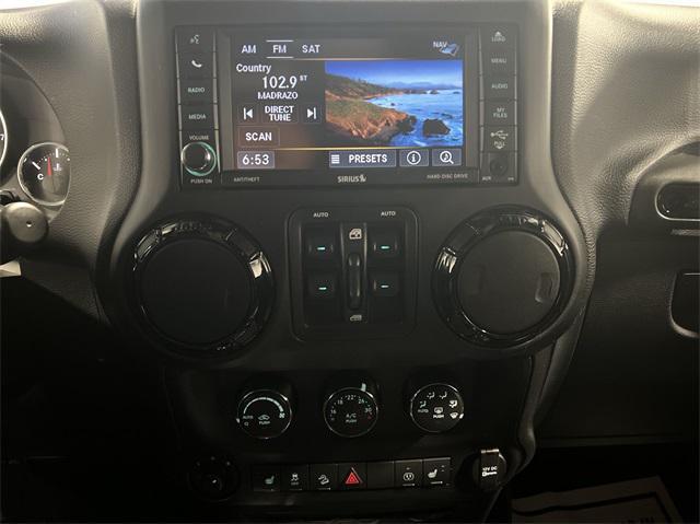 used 2015 Jeep Wrangler Unlimited car, priced at $24,700