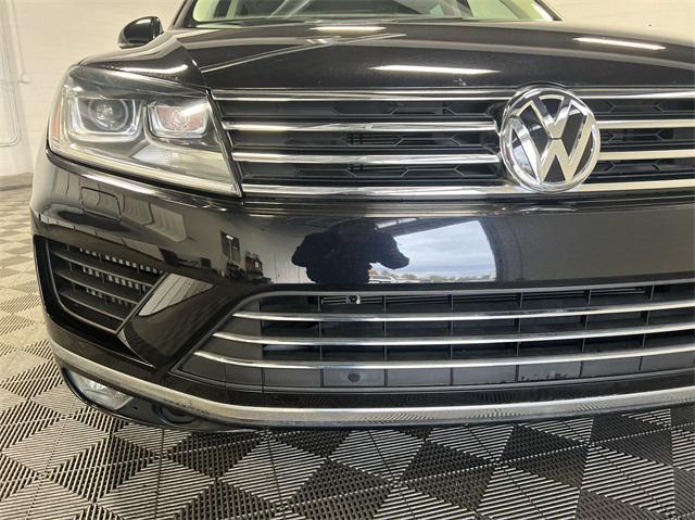 used 2016 Volkswagen Touareg car, priced at $49,900