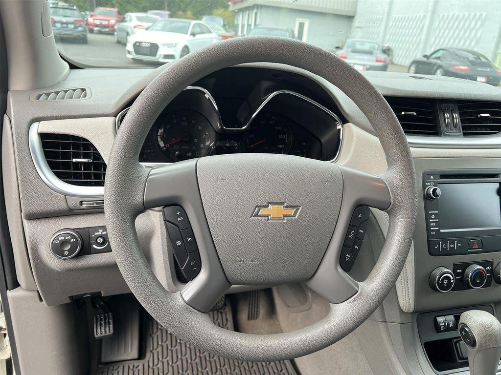 used 2015 Chevrolet Traverse car, priced at $8,995