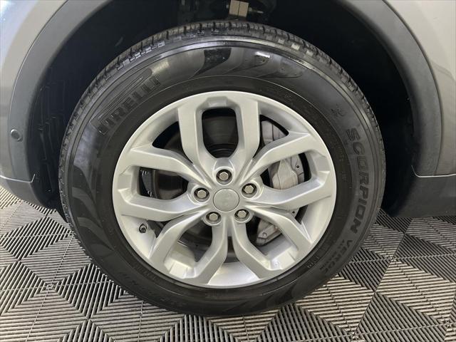 used 2019 Land Rover Discovery car, priced at $24,900