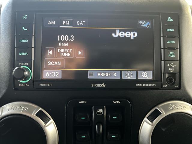 used 2015 Jeep Wrangler Unlimited car, priced at $22,900