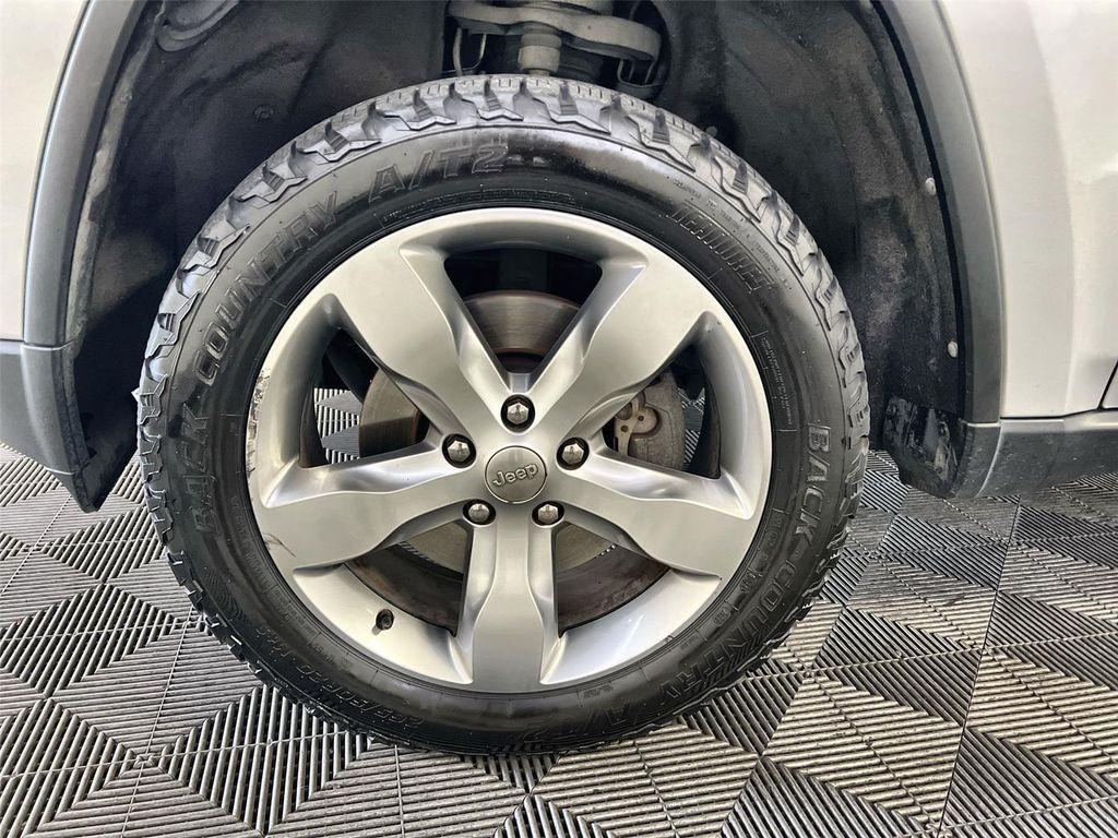 used 2013 Jeep Grand Cherokee car, priced at $8,800
