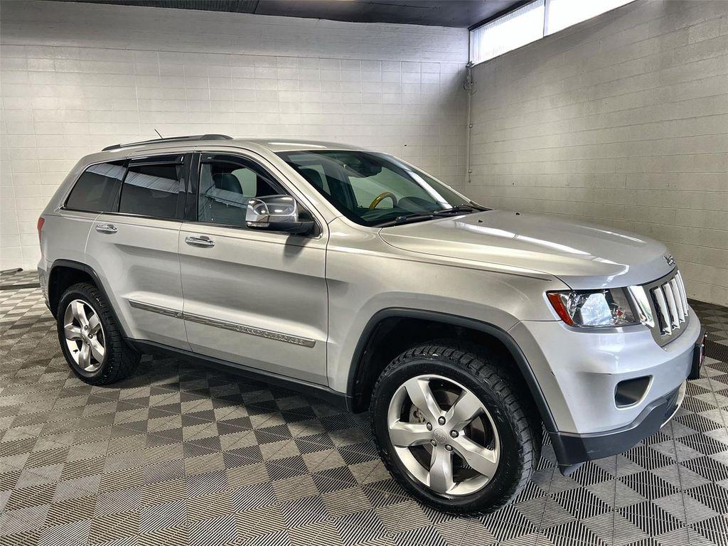 used 2013 Jeep Grand Cherokee car, priced at $8,800