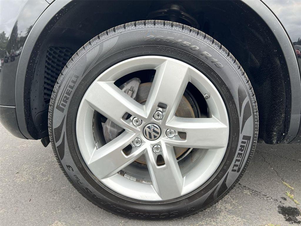 used 2013 Volkswagen Touareg car, priced at $10,900