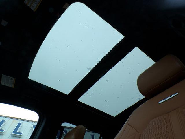 used 2024 Ford Expedition car, priced at $61,998