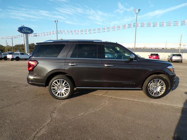 used 2022 Ford Expedition car, priced at $57,998