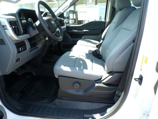 new 2025 Ford F-250 car, priced at $52,062