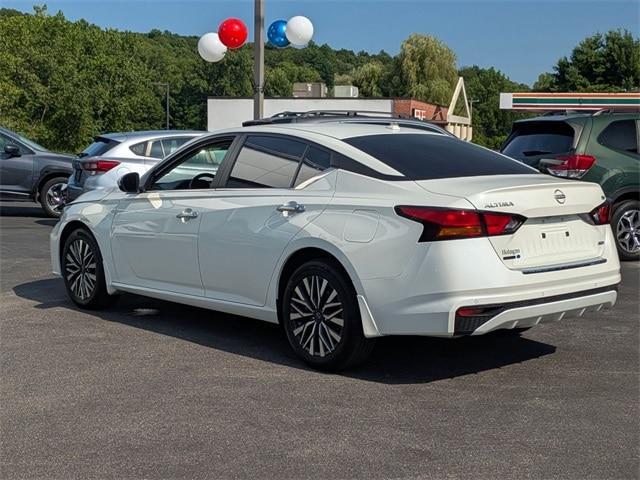 used 2023 Nissan Altima car, priced at $22,985