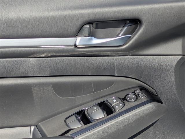 used 2023 Nissan Altima car, priced at $22,985