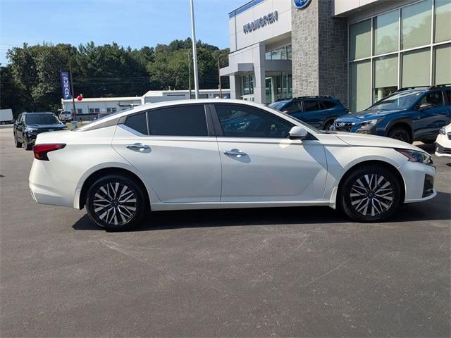 used 2023 Nissan Altima car, priced at $22,985