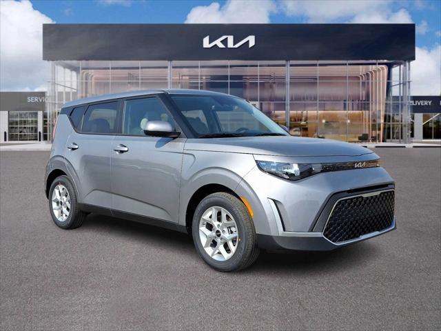 new 2025 Kia Soul car, priced at $21,975