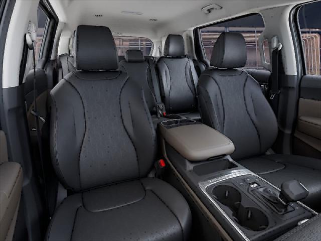 new 2025 Kia Carnival car, priced at $39,683