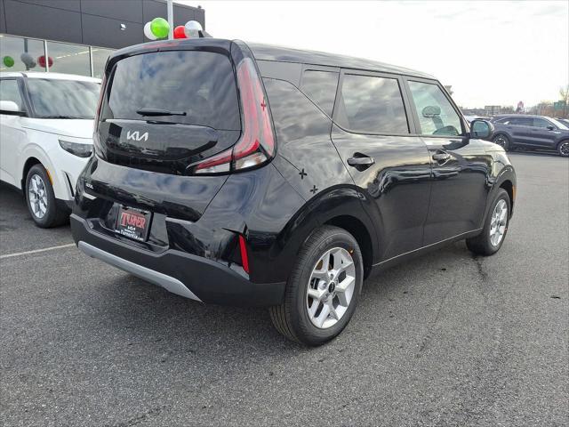 new 2025 Kia Soul car, priced at $22,051