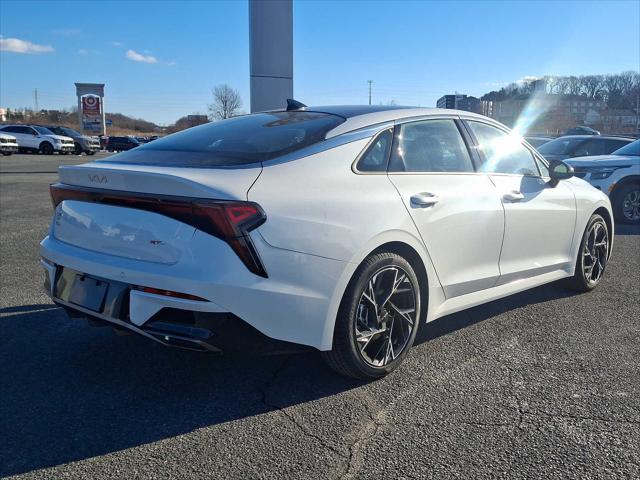 new 2025 Kia K5 car, priced at $32,894