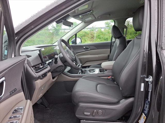 new 2025 Kia Carnival car, priced at $42,173