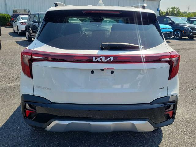 new 2025 Kia Seltos car, priced at $28,565