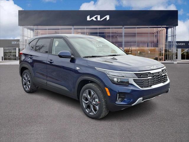 new 2025 Kia Seltos car, priced at $25,690