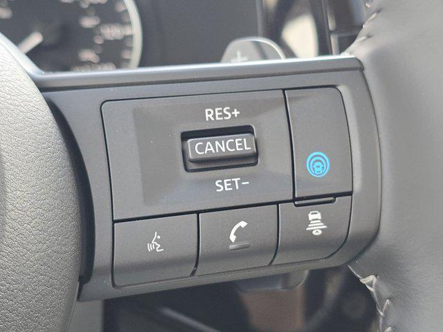 new 2025 Nissan Pathfinder car, priced at $45,370