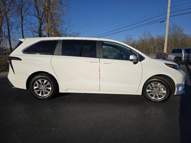 used 2024 Toyota Sienna car, priced at $42,975