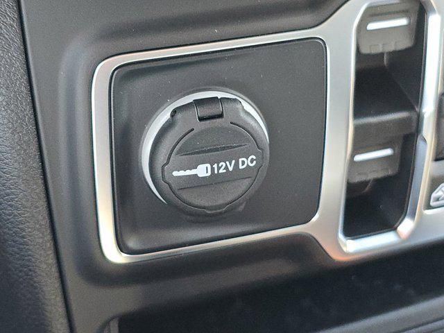 new 2025 Jeep Wrangler car, priced at $50,294