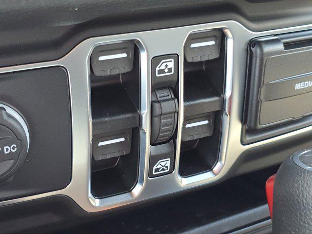 new 2025 Jeep Wrangler car, priced at $50,294