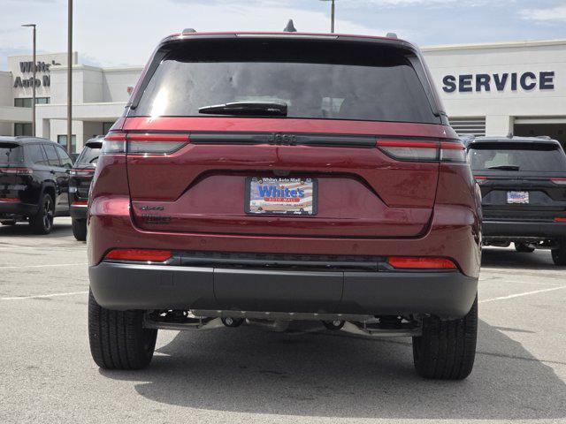 new 2025 Jeep Grand Cherokee car, priced at $45,400
