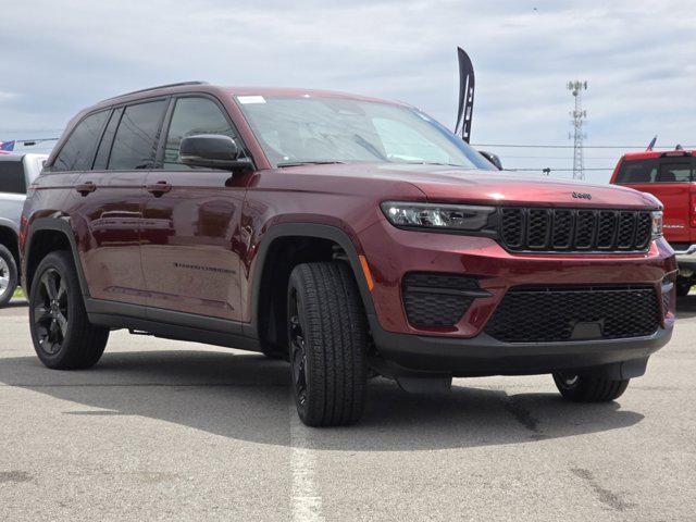 new 2025 Jeep Grand Cherokee car, priced at $45,400