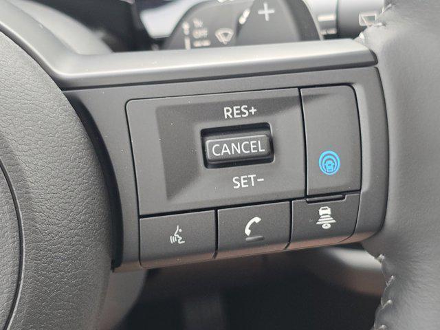 new 2025 Nissan Pathfinder car, priced at $38,365