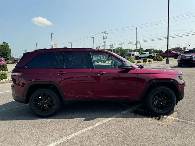 new 2024 Jeep Grand Cherokee car, priced at $40,706