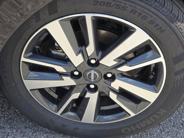 new 2025 Nissan Versa car, priced at $21,945